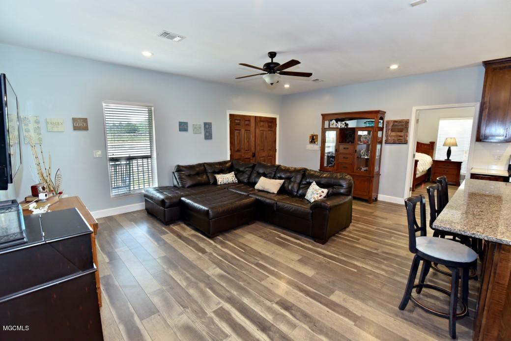 1571 East McHenry Road Perkinston, MS 39573 - Photo 11 of 37 1571 E. McHenry Rd. 011