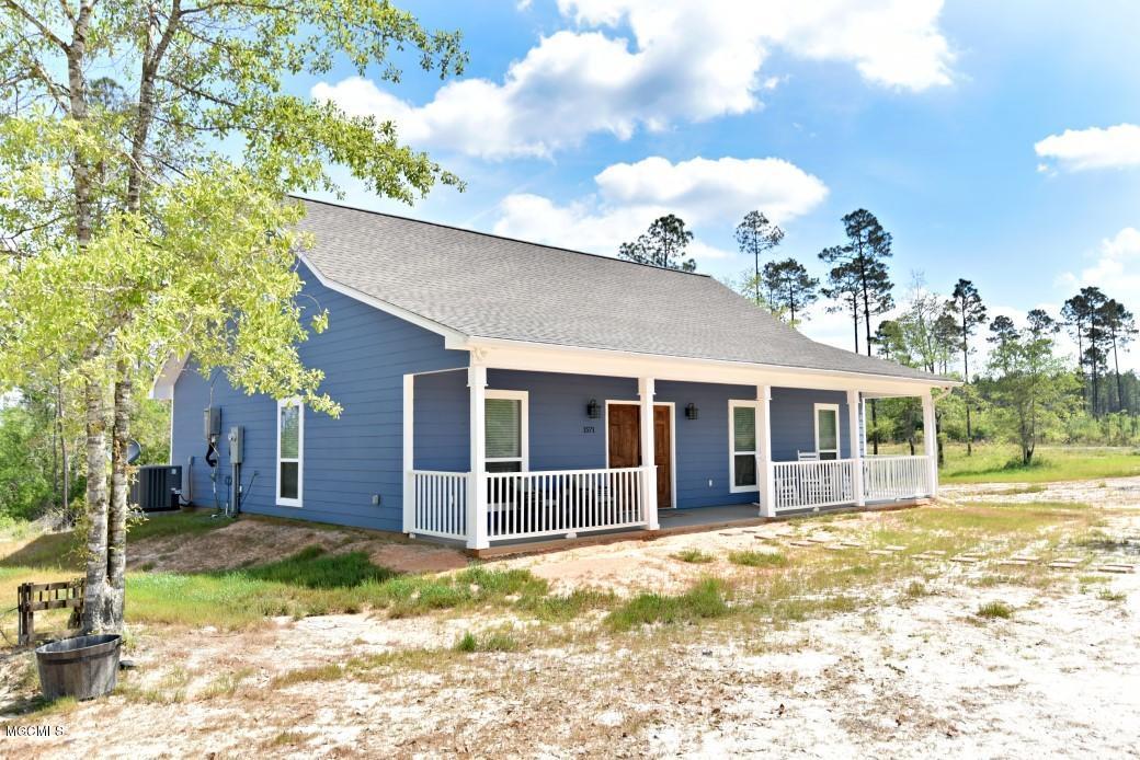 1571 East McHenry Road Perkinston, MS 39573 - Photo 2 of 37 1571 E. McHenry Rd. 002