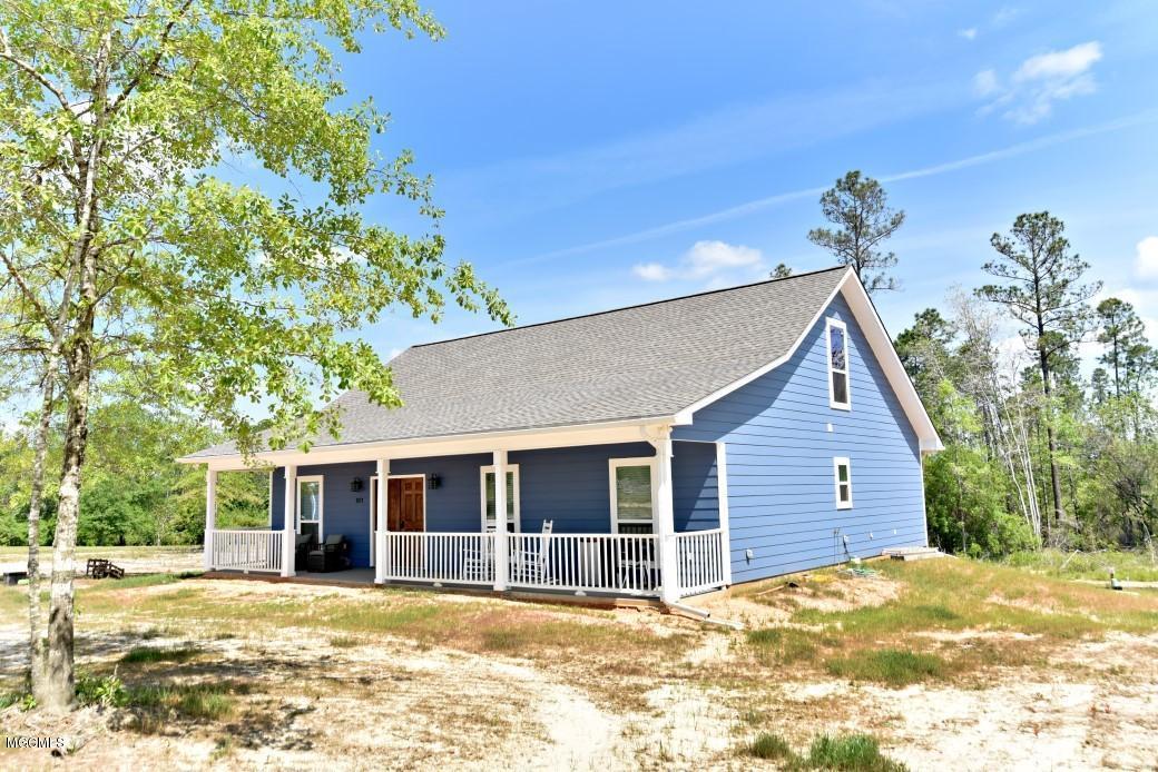 1571 East McHenry Road Perkinston, MS 39573 - Photo 3 of 37 1571 E. McHenry Rd. 003