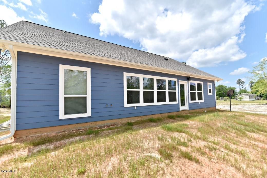 1571 East McHenry Road Perkinston, MS 39573 - Photo 5 of 37 1571 E. McHenry Rd. 005
