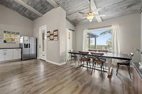 $849,500 | 900 Deer Creek Circle, Dripping Springs, TX 78620