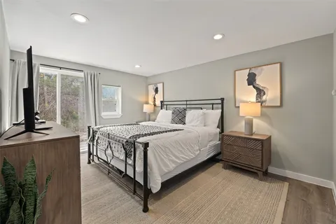 $849,500 | 900 Deer Creek Circle, Dripping Springs, TX 78620