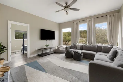 $849,500 | 900 Deer Creek Circle, Dripping Springs, TX 78620