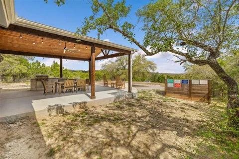 $849,500 | 900 Deer Creek Circle, Dripping Springs, TX 78620