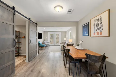 $849,500 | 900 Deer Creek Circle, Dripping Springs, TX 78620