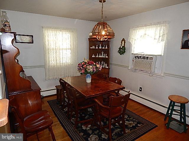 304 Reading Road Shippensburg, PA 17257 - Photo 7 of 29 Dining Room