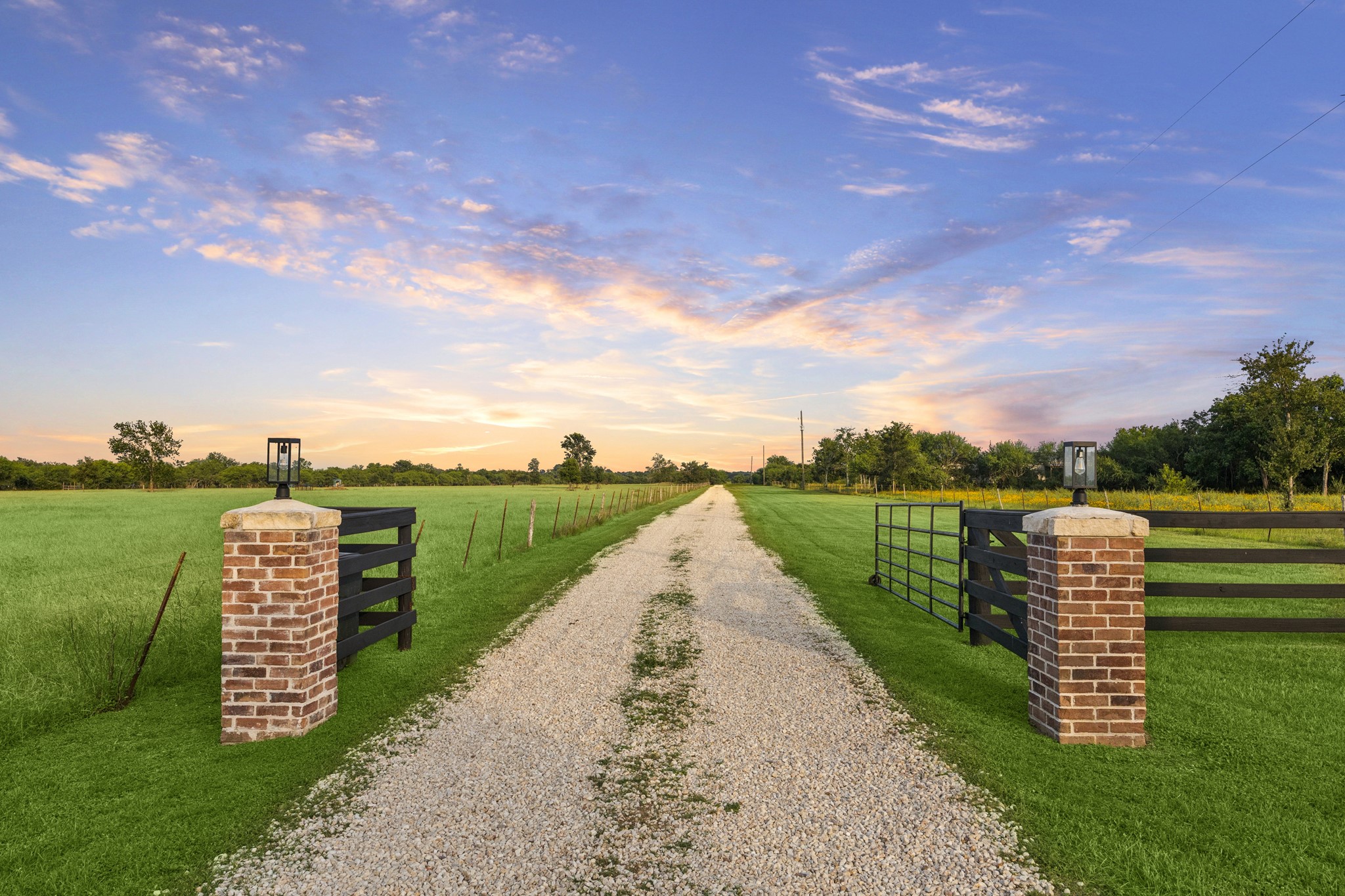 2258 Maler Road Sealy, TX 77474 - Photo 6 of 39