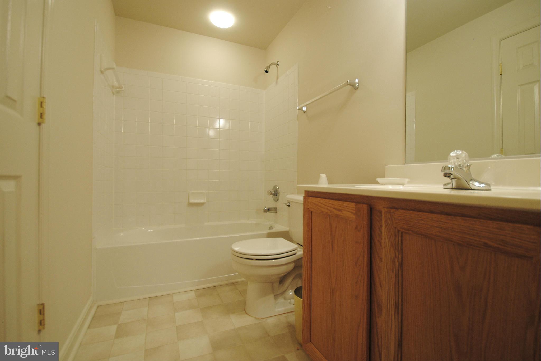 9118 Fox Park Road Clinton, MD 20735 - Photo 23 of 28 Master Bathroom #4