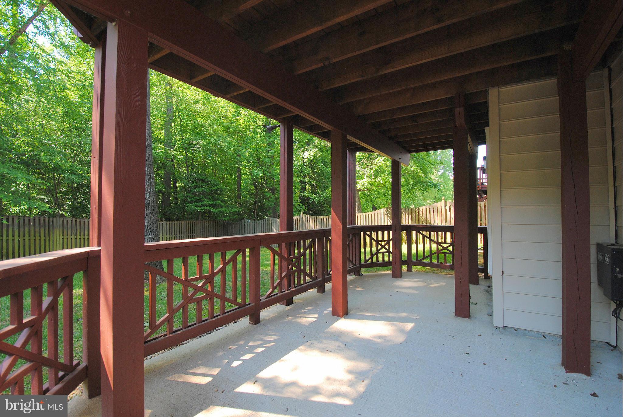 9118 Fox Park Road Clinton, MD 20735 - Photo 27 of 28 Covered Patio