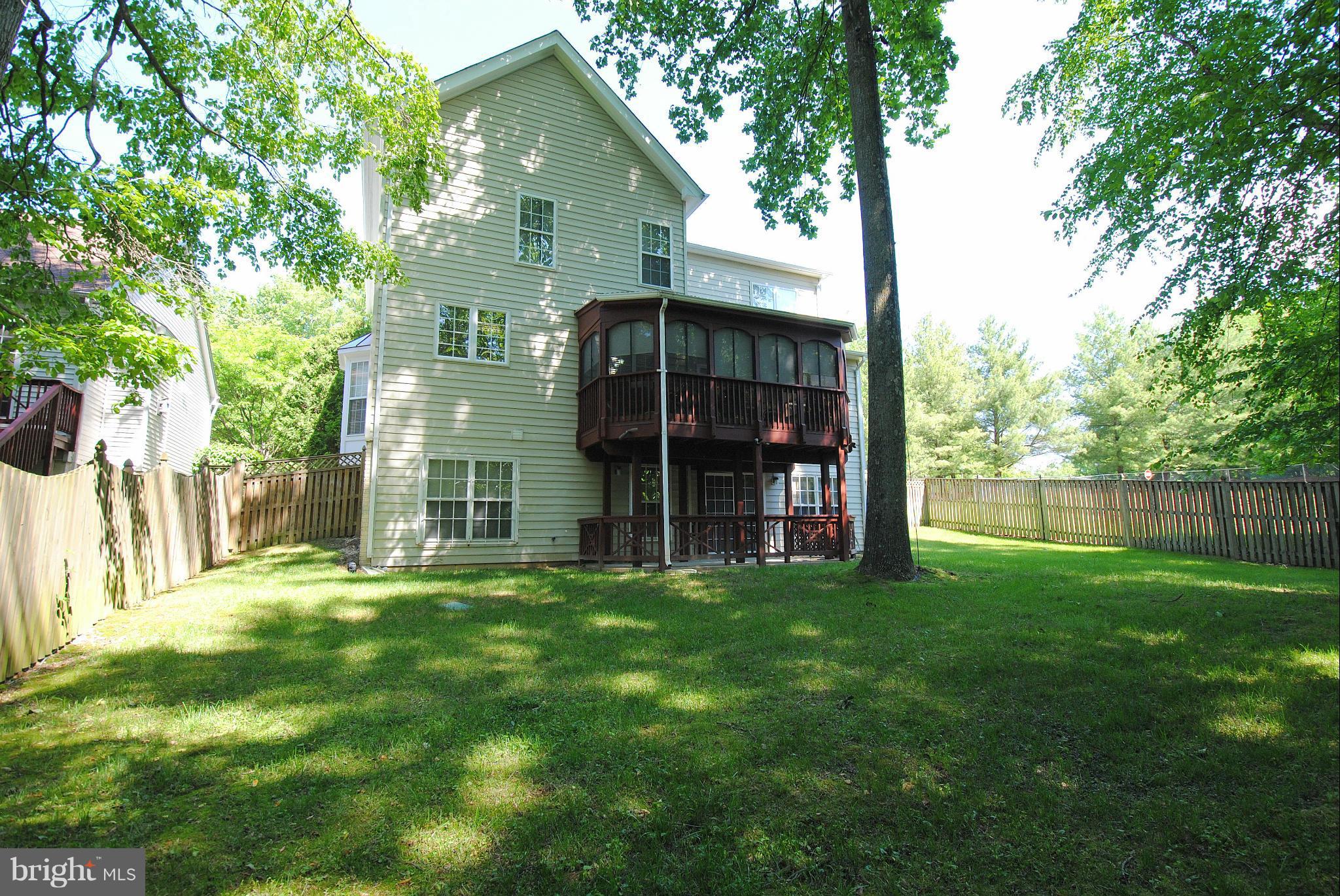 9118 Fox Park Road Clinton, MD 20735 - Photo 28 of 28 Exterior (Rear)