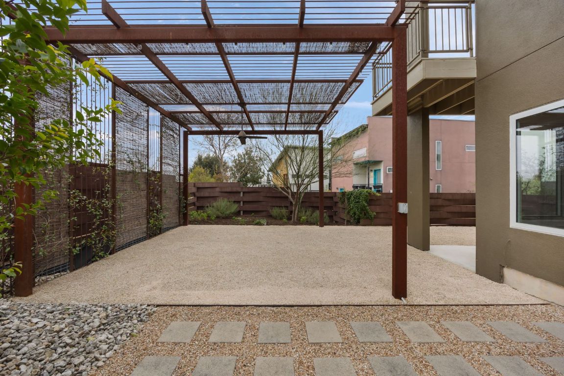 5421 Agatha Circle Austin, TX 78724 - Photo 4 of 26