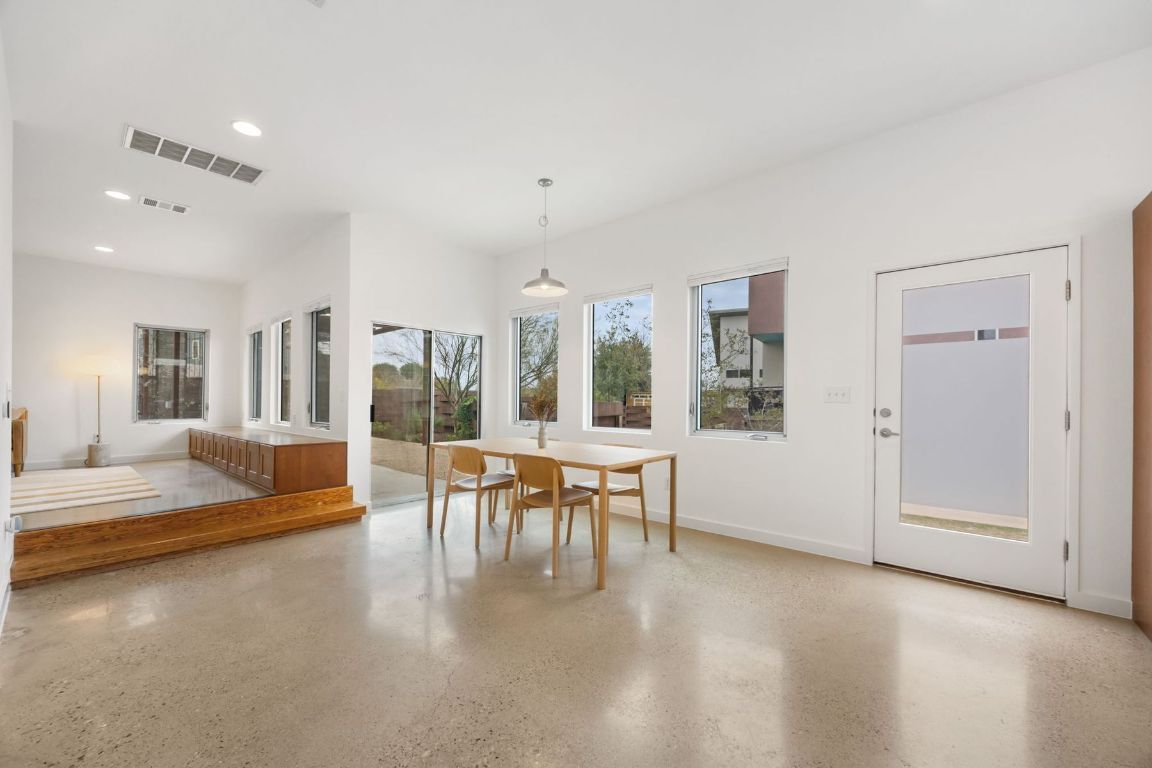 5421 Agatha Circle Austin, TX 78724 - Photo 10 of 26