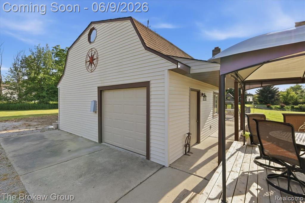 5461 North Henderson Road Davison, MI 48423 - Photo 49 of 64