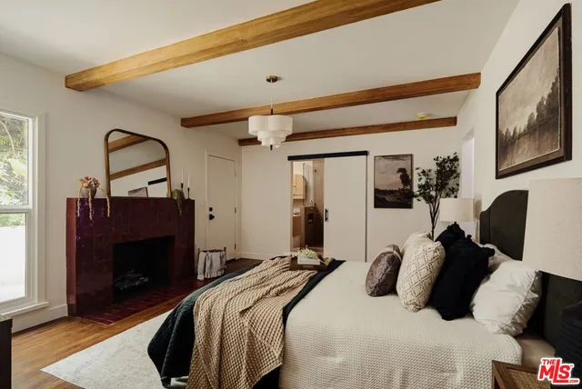 $1,874,900 | 3042 North Beachwood Drive, Los Angeles, CA 90068