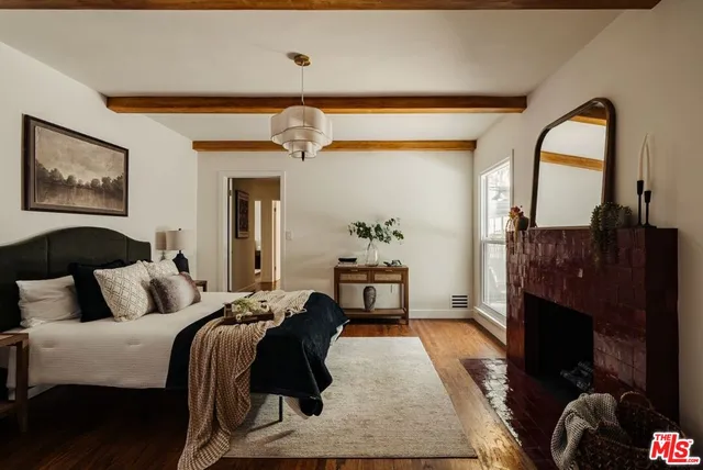 $1,874,900 | 3042 North Beachwood Drive, Los Angeles, CA 90068