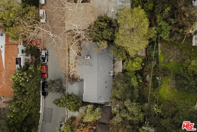 $1,874,900 | 3042 North Beachwood Drive, Los Angeles, CA 90068