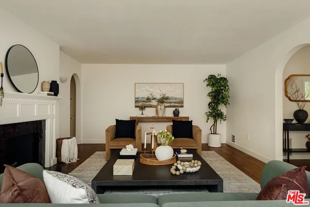 $1,874,900 | 3042 North Beachwood Drive, Los Angeles, CA 90068