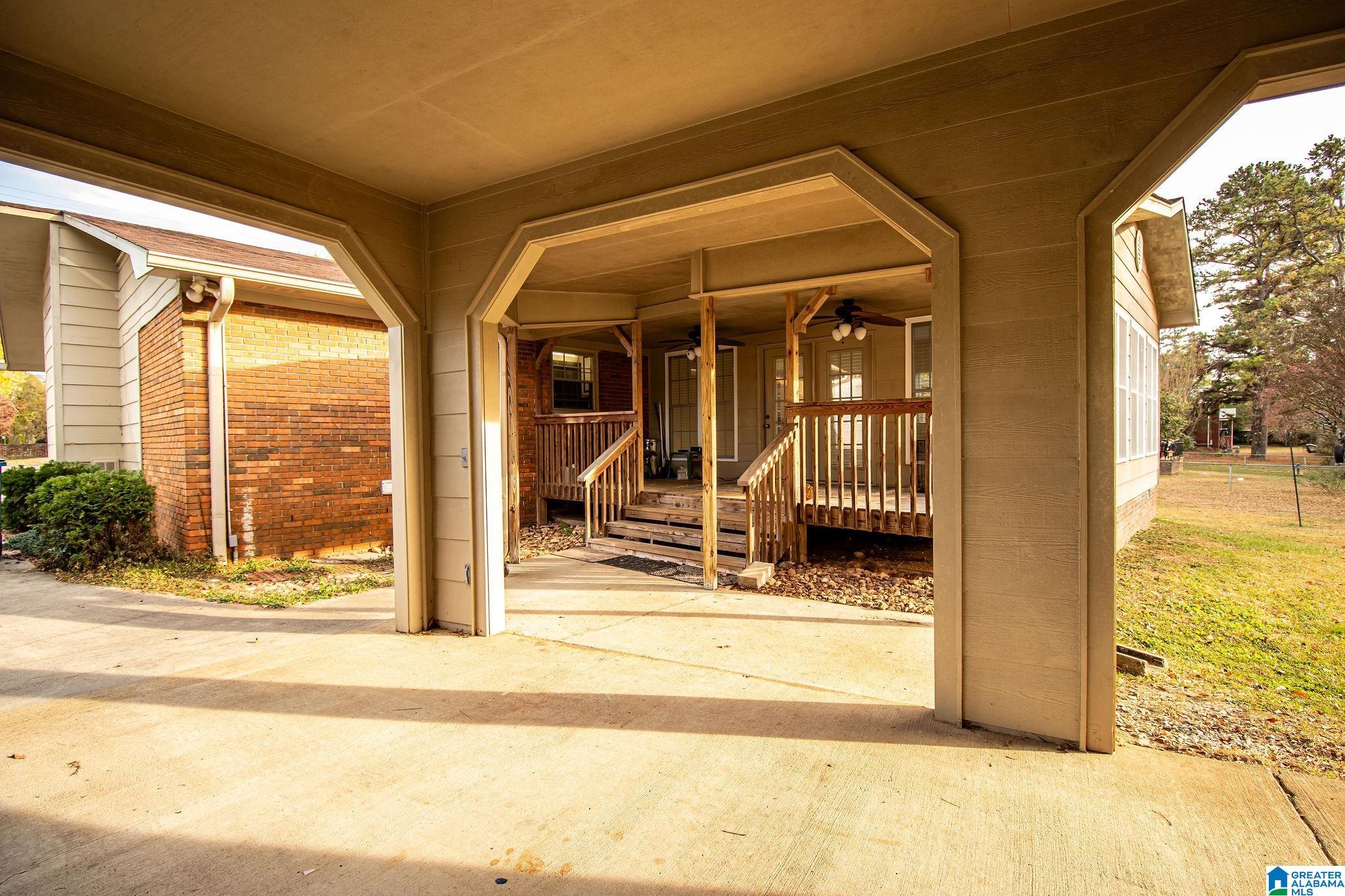 1304 Robertson Road Anniston, AL 36207 - Photo 10 of 43