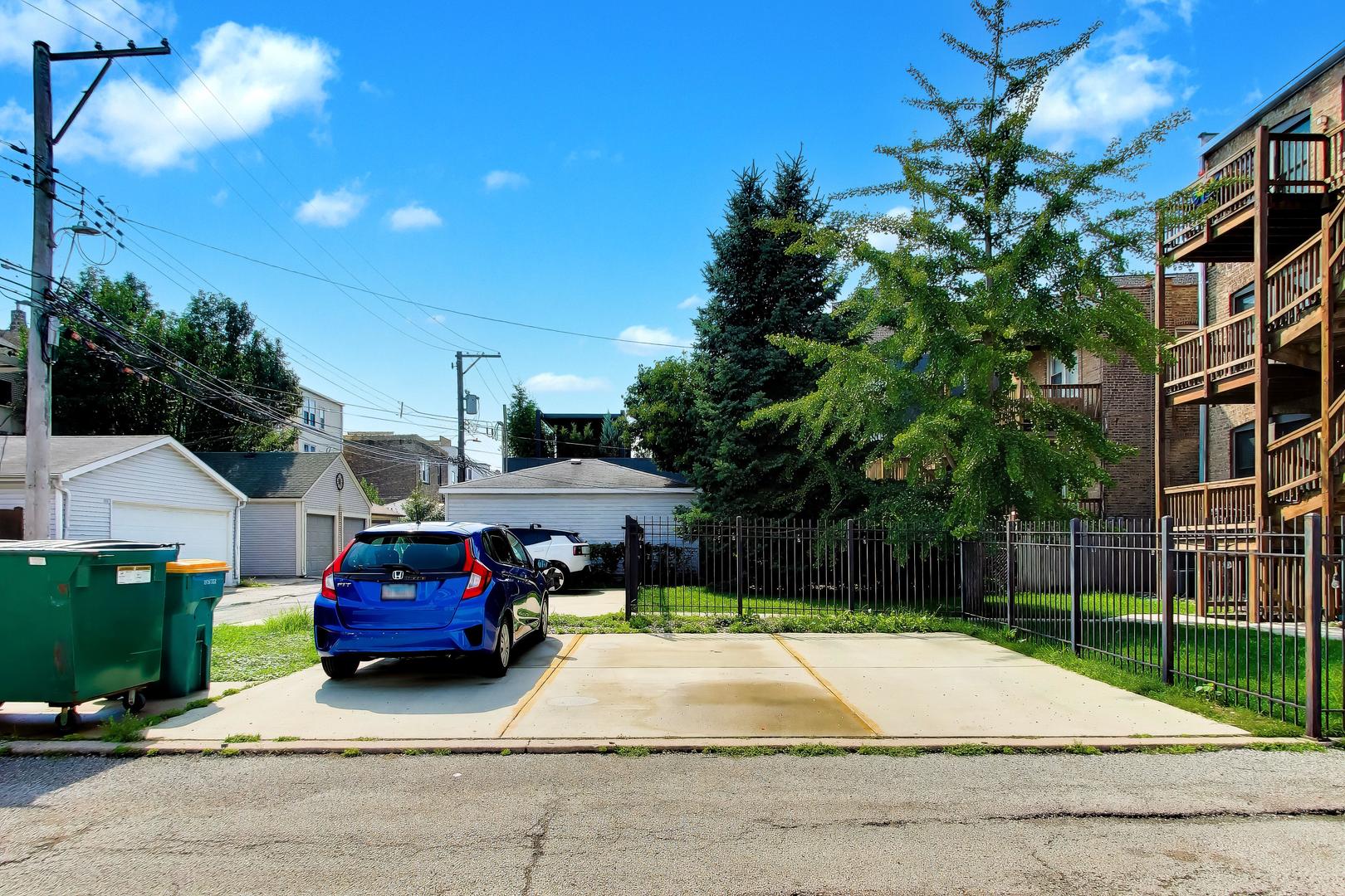 1415 West Rascher Avenue, Unit 302 Chicago, IL 60640 - Photo 31 of 33 Gallery Image 31