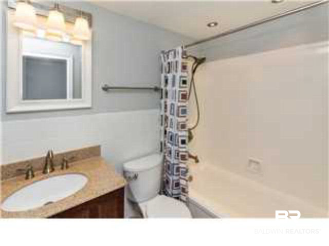 325 Syracuse Street Mobile, AL 36608 - Photo 12 of 21