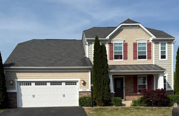 $584,900 | 2509 Cornell Drive, Fredericksburg, VA 22408
