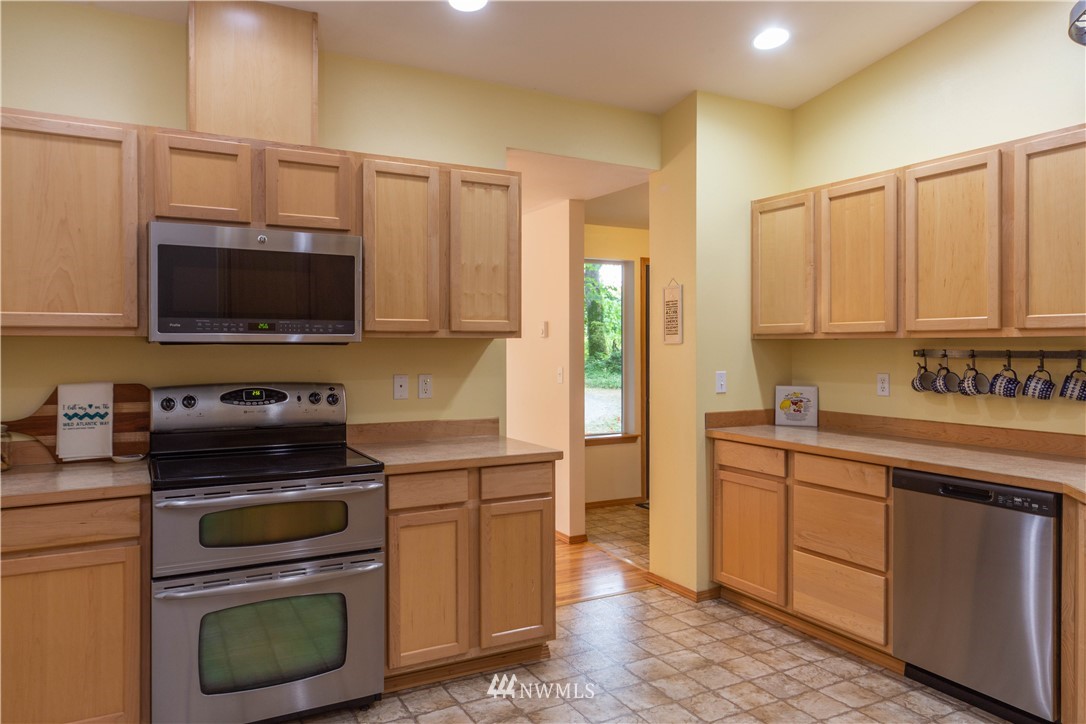 335 Sugar Hill Road Port Hadlock, WA 98339 - Photo 14 of 40