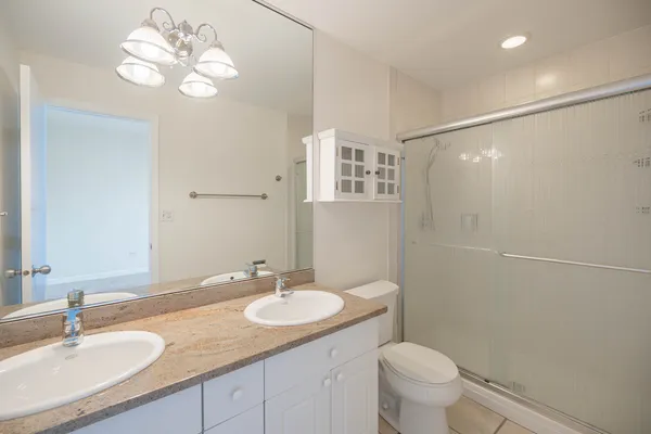 $3,800 | 680 North Green Street, Unit 609, Chicago, IL 60642