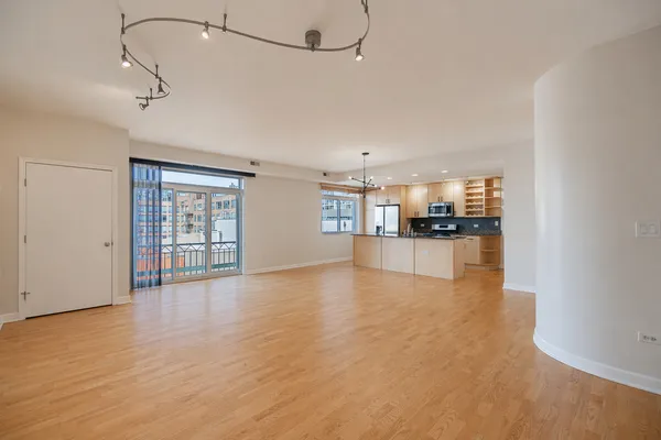 $3,800 | 680 North Green Street, Unit 609, Chicago, IL 60642