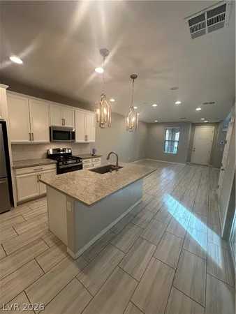 $2,363 | 11712 Bearpaw Meadow Avenue, Las Vegas, NV 89138