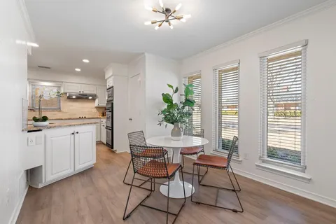 $990,000 | 6126 Highgate Lane, Dallas, TX 75214