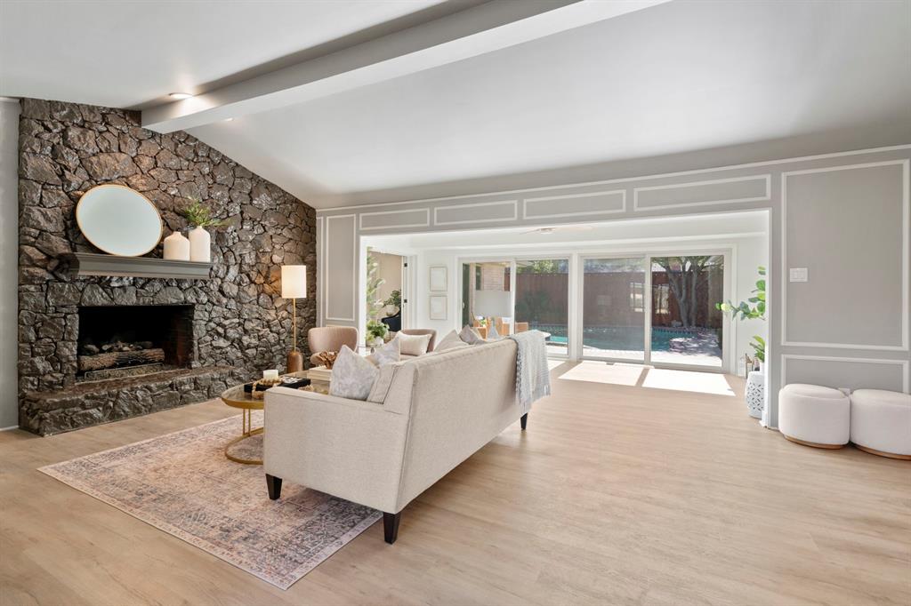 6126 Highgate Lane Dallas, TX 75214 - Photo 8 of 40