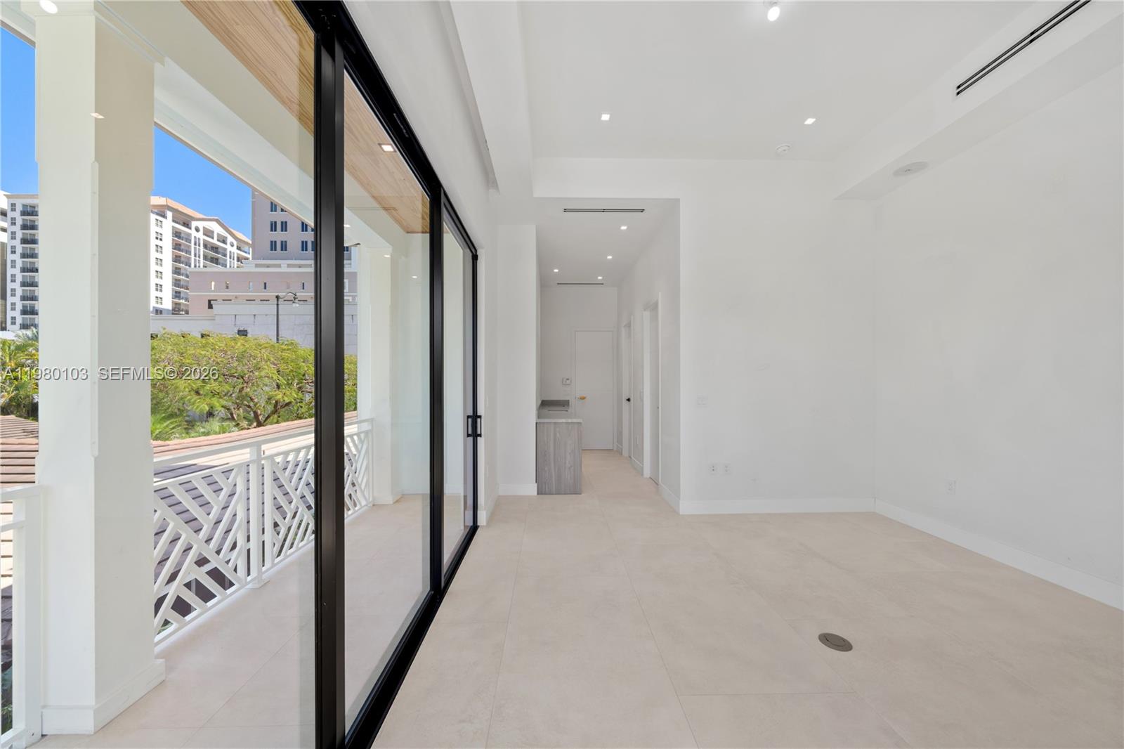 2710 South Le Jeune Road Coral Gables, FL 33134 - Photo 39 of 44
