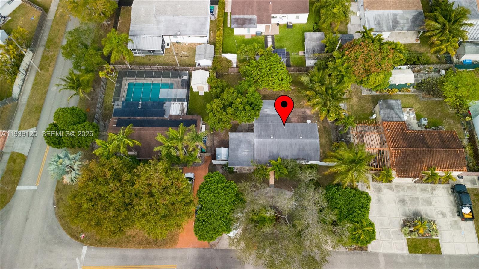 6765 Southwest 51st Street Miami, FL 33155 - Photo 3 of 43