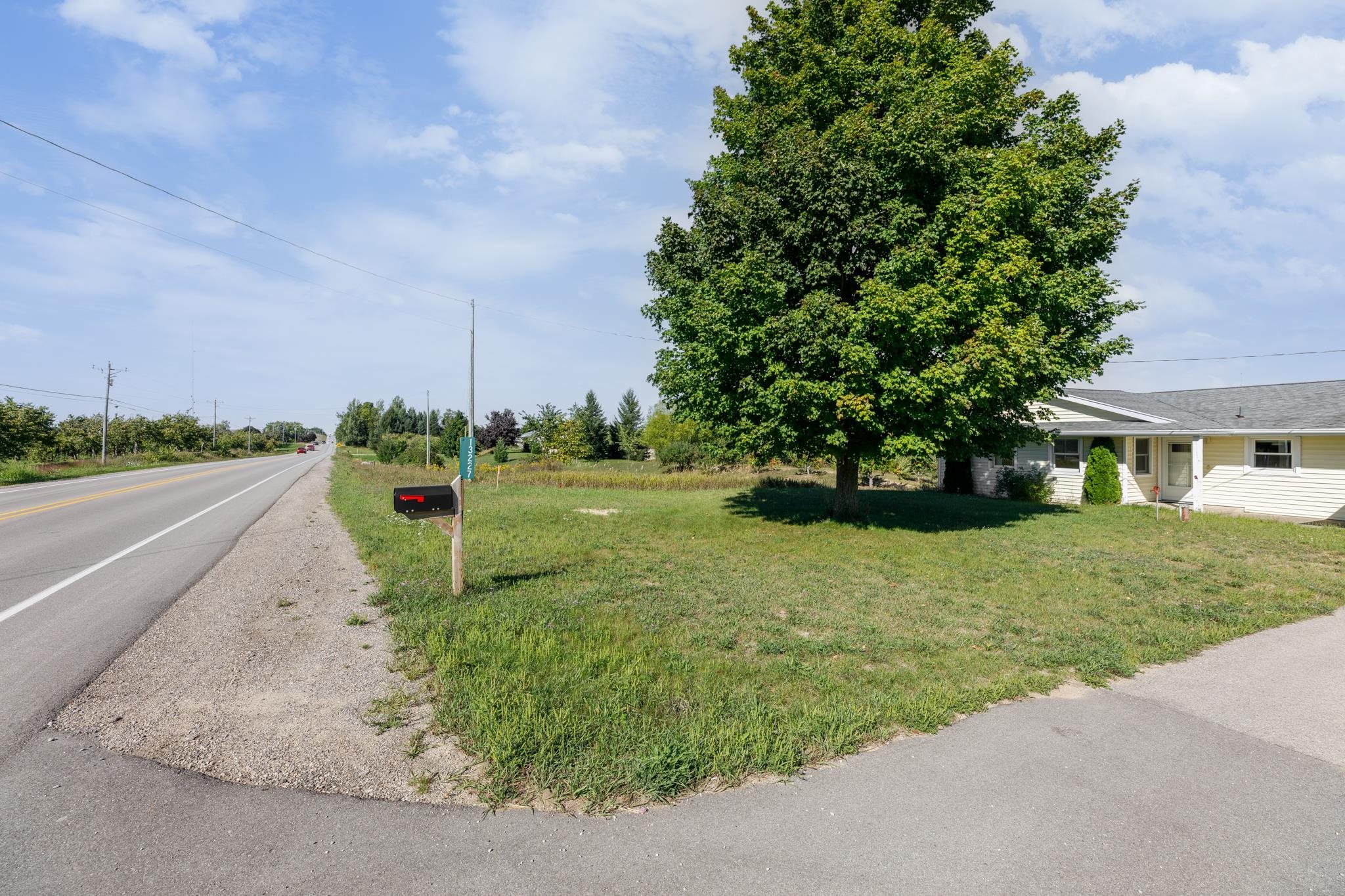 13227 South Bugai Road Traverse City, MI 49684 - Photo 35 of 59