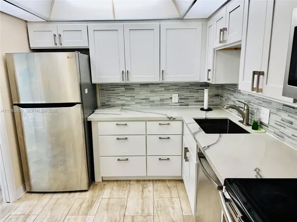 $1,800 | 2601 South Course Drive, Unit 409, Pompano Beach, FL 33069