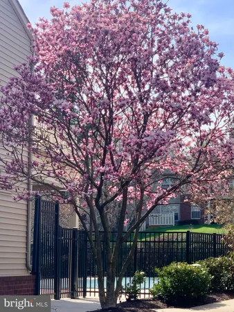 $380,000 | 1702 Ascot Way, Unit F, Reston, VA 20190