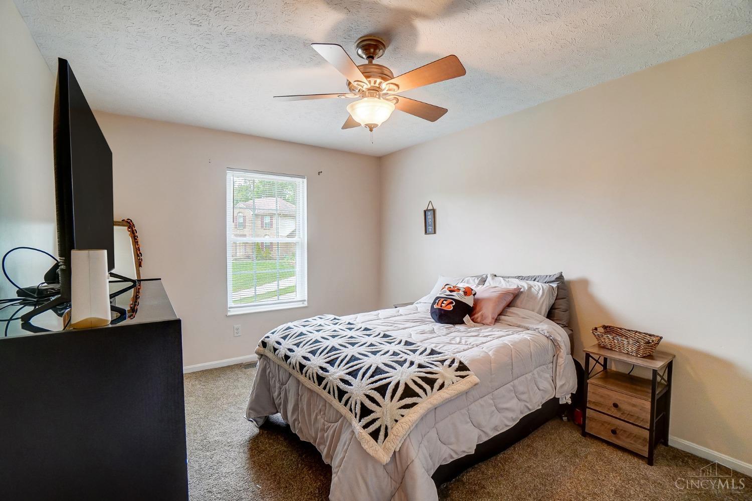 6296 Berauer Road Cincinnati, OH 45248 - Photo 21 of 33