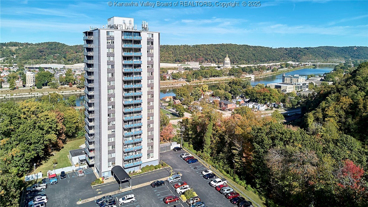 1800 Roundhill Road, Unit 1703 Charleston, WV 25314 - Photo 36 of 37 Gallery Image 36