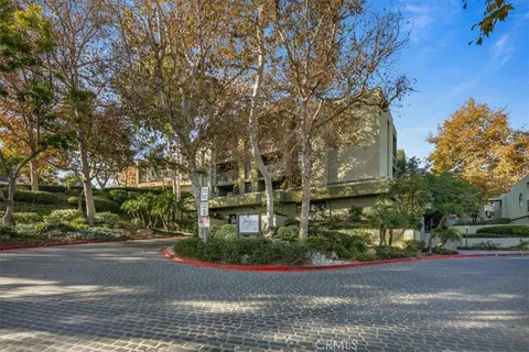 $529,000 | 898 Temple Terrace, Unit 125, Los Angeles, CA 90042