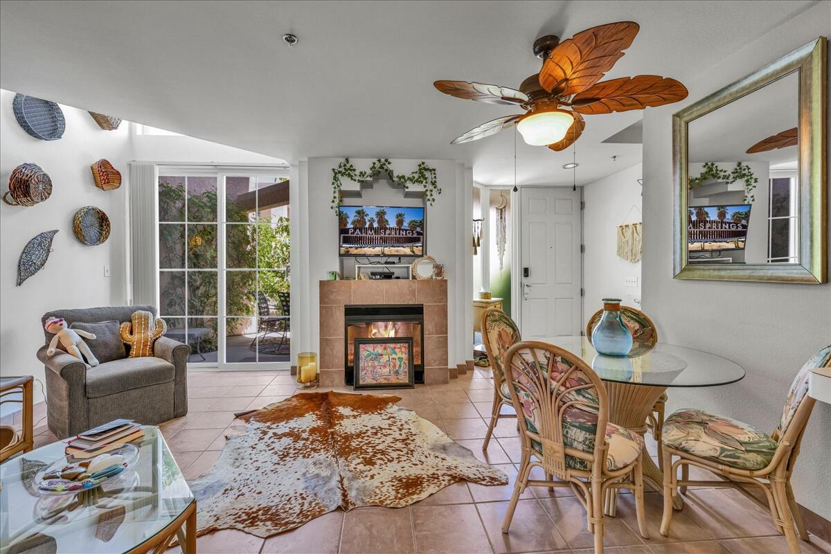 1555 North Chaparral Road, Unit 402 Palm Springs, CA 92262 - Photo 2 of 45 07-08