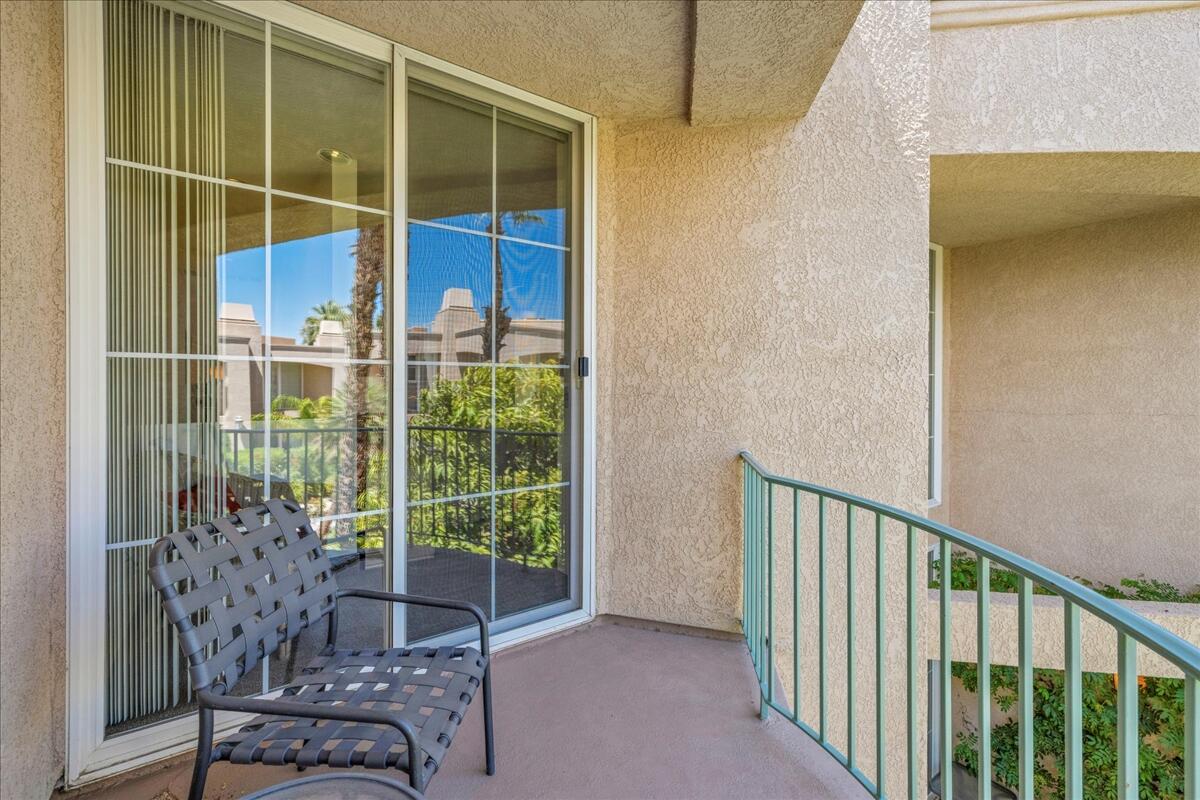 1555 North Chaparral Road, Unit 402 Palm Springs, CA 92262 - Photo 34 of 45 49-37