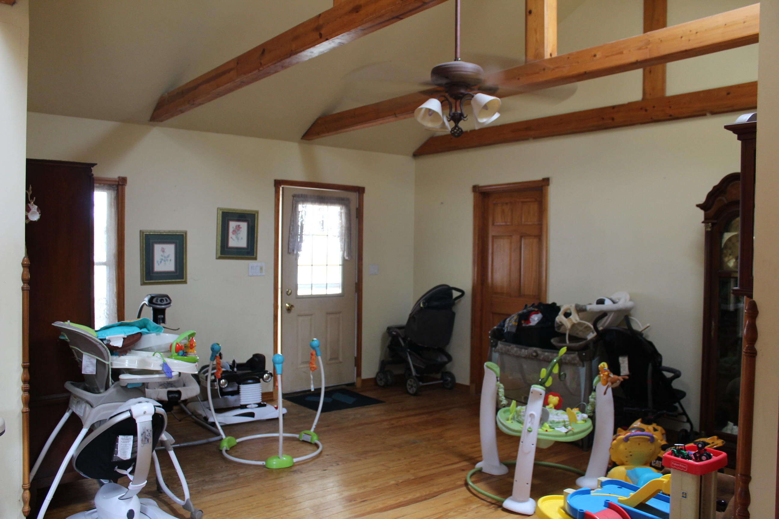 2865 Upper Valley Springfield, OH 45504 - Photo 7 of 25