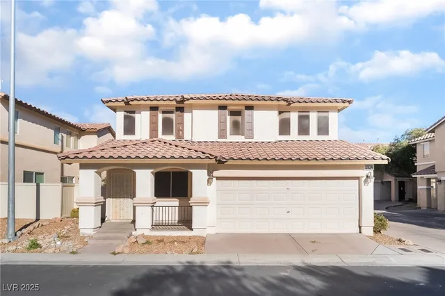 $379,900 | 5934 Banbury Heights Way, Las Vegas, NV 89139