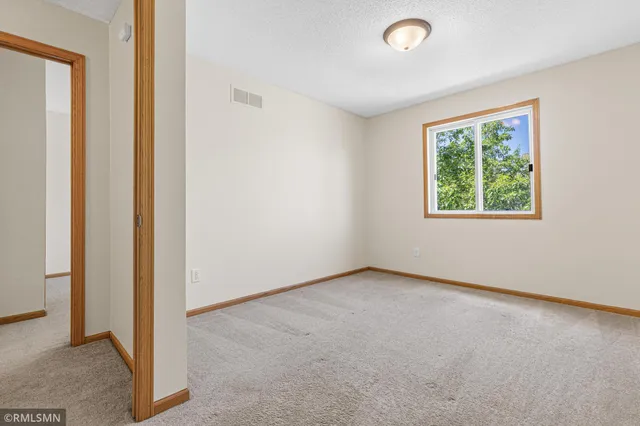 $223,200 | 7795 Hemingway Avenue South, Cottage Grove, MN 55016