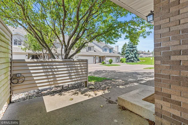 $223,200 | 7795 Hemingway Avenue South, Cottage Grove, MN 55016