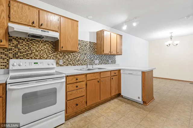 $223,200 | 7795 Hemingway Avenue South, Cottage Grove, MN 55016