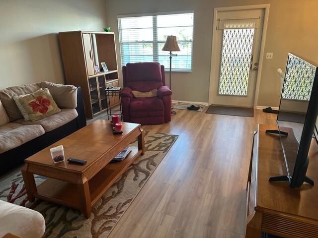 4074 Exeter Boca Raton, FL 33434 - Photo 6 of 12 IMG_2987