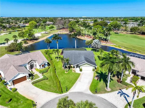 $695,000 | 220 Palmetto Dunes Circle, Naples, FL 34113