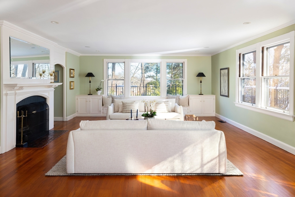 40 Heath Hill Brookline, MA 02445 - Photo 5 of 35