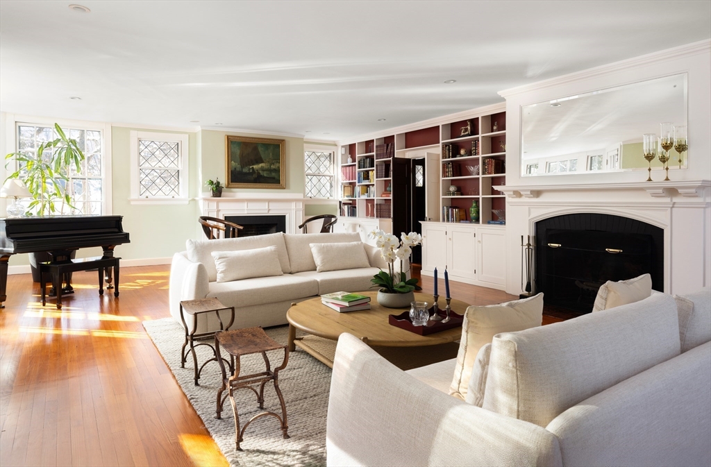 40 Heath Hill Brookline, MA 02445 - Photo 6 of 35